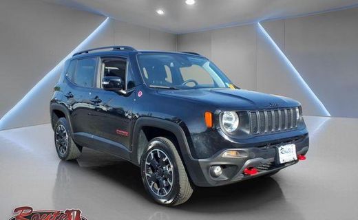 2023 Jeep Renegade Trailhawk