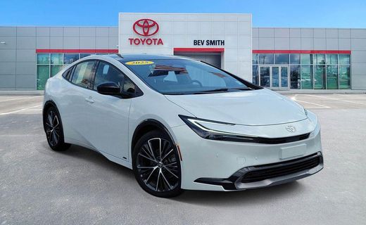 2025 Toyota Prius XLE