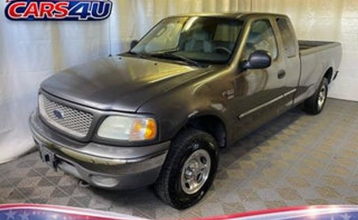 2004 Ford Explorer XLS