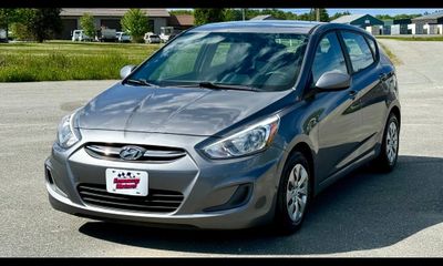 2017 Hyundai Accent SE Base