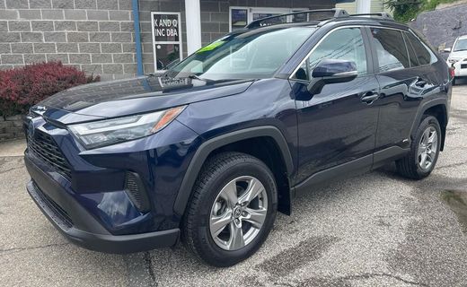 2024 Toyota RAV4 XLE