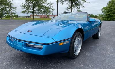 1989 Chevrolet Corvette Convertible FOR Sale