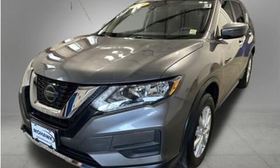 2020 Nissan Rogue SV