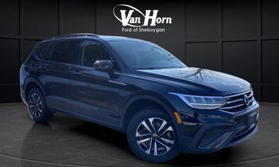 2022 Volkswagen Tiguan 4MOTION S