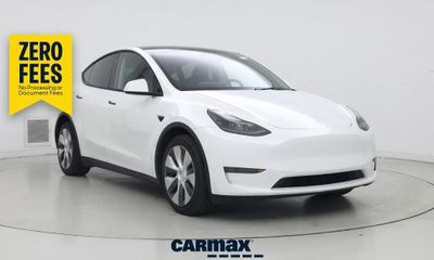2023 Tesla Model Y Long Range
