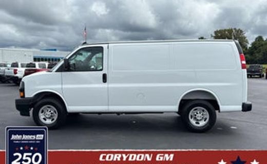2026 Chevrolet Express 3500 Cutaway 177