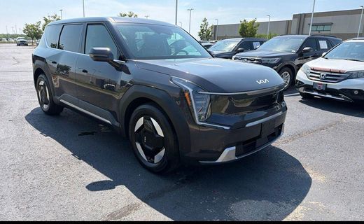 2026 Kia EV9 Light LR