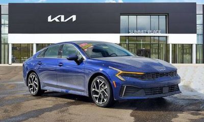 2025 Kia K5 EX