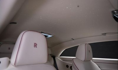 2025 Rolls-Royce Spectre