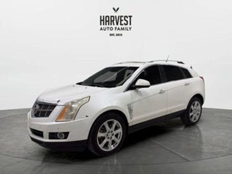 2012 Cadillac SRX — a typically priced live listing