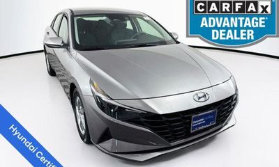 2021 Hyundai Elantra SE