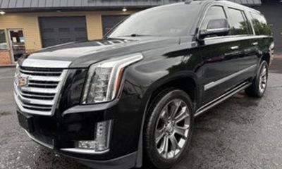 2015 Cadillac Escalade ESV Premium