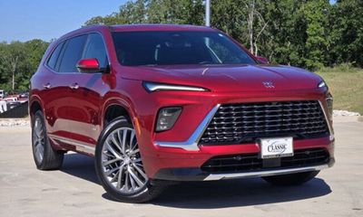 2025 Buick Enclave Avenir