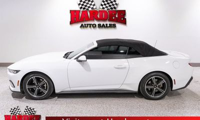 2024 Ford Mustang I4