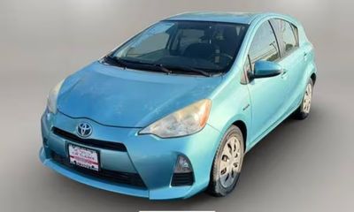 2012 Toyota Prius C Three
