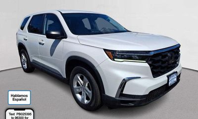 2023 Honda Pilot LX