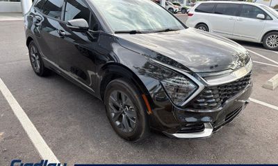 2023 Kia Sportage SX P