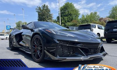 2023 Chevrolet Corvette Z06 Premium 3LZ
