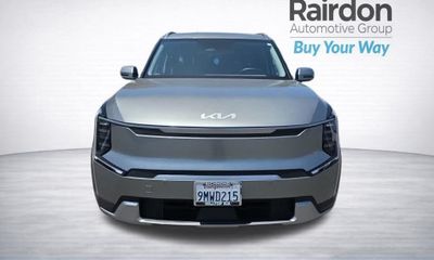 2024 Kia EV9 Wind