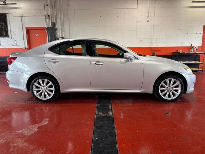 2010 Lexus IS — a typically priced live listing