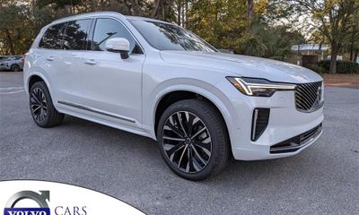 2026 Volvo XC90 Ultra Bright