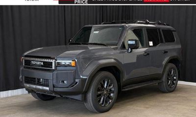 2027 Toyota Land Cruiser Base