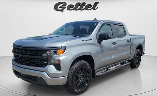 2025 Chevrolet Silverado Custom
