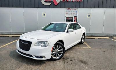 2021 Chrysler 300 Touring