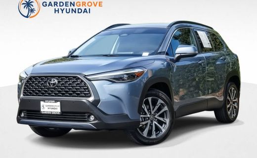 2023 Toyota Corolla Cross XLE