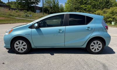 2014 Toyota Prius C ONE