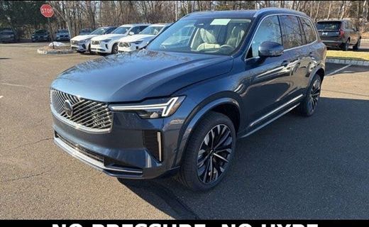 2026 Volvo XC90 Ultra Bright