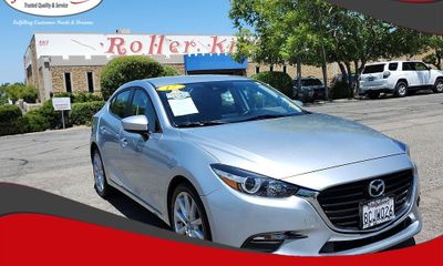2017 Mazda MAZDA3 Touring