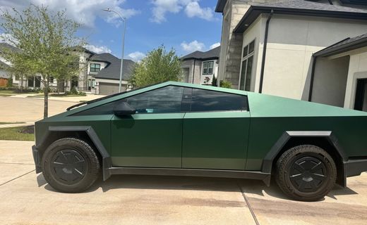 2024 Tesla Cybertruck Base