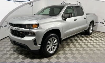 2020 Chevrolet Silverado Custom
