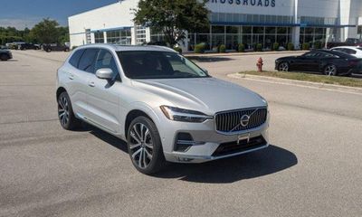2023 Volvo XC60 Ultimate Bright