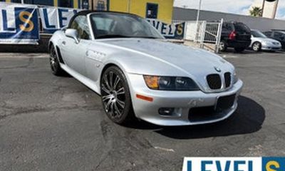 2000 BMW Z3 2 8