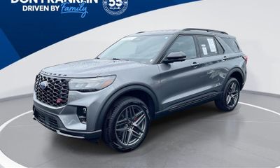 2025 Ford Explorer ST