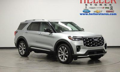 2025 Ford Explorer Platinum