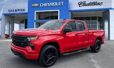 2024 Chevrolet Silverado Custom