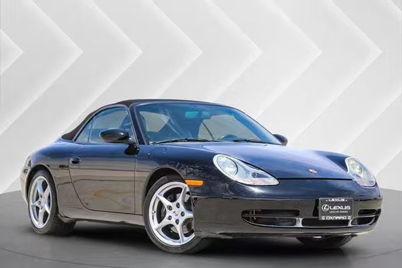 2000 Porsche 911 — a typically priced live listing