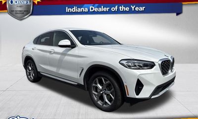 2024 BMW X4 xDrive30i
