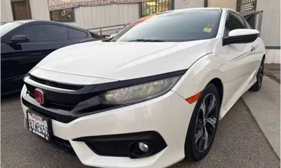 2018 Honda Civic Touring