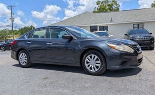 2019 Nissan Altima SR