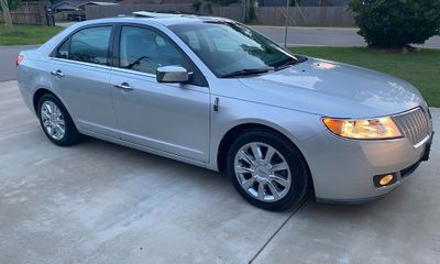 2011 Lincoln MKZ Base