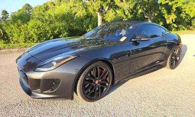 2017 Jaguar F-Type R