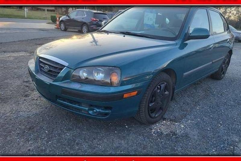 2006 Hyundai Elantra — a typically priced live listing