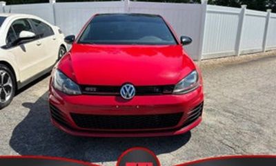 2018 Volkswagen Golf GTI S SE Autobahn