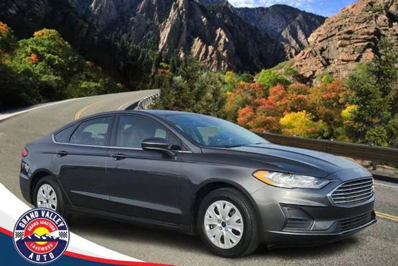 2019 Ford Fusion — a typically priced live listing