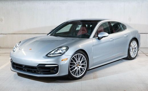 2023 Porsche Panamera