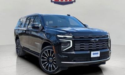 2026 Chevrolet Suburban RST